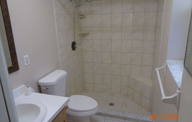 2 beds, 2 baths, $1,900