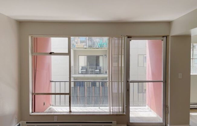 2 beds, 1 bath, 742 sqft, $1,950, Unit 602