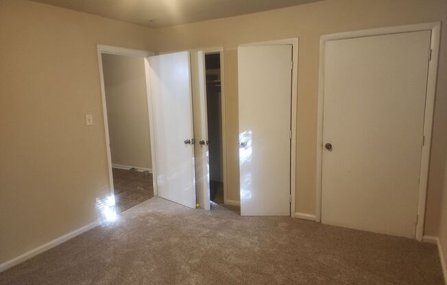 1 bed, 1 bath, 600 sqft, $1,100