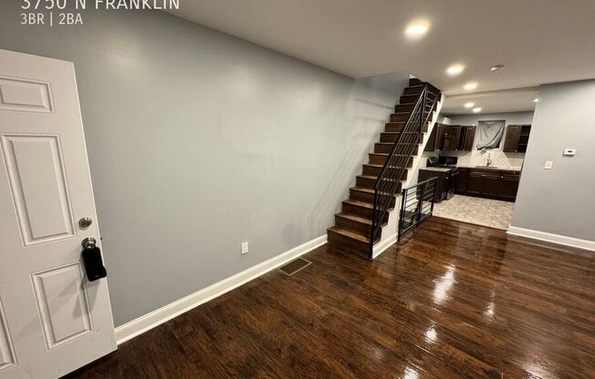 3750 N FRANKLIN