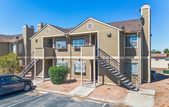 Bright & Open 2 Bed Condo in in Gated Community