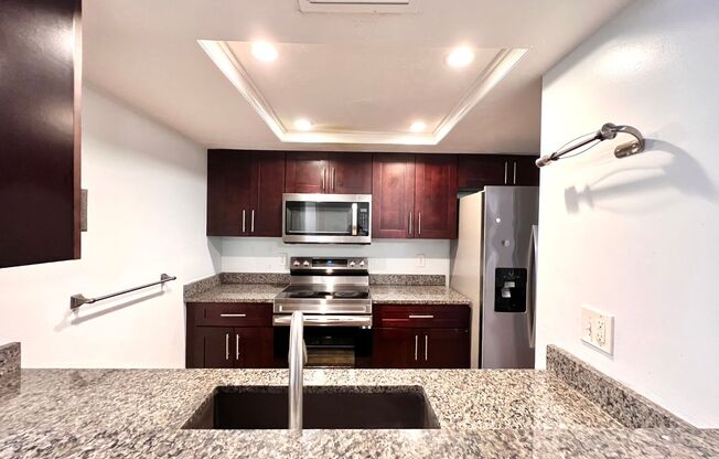 Updated 3 Bedroom, 3 Bathroom Townhome in Rockwood Villas!