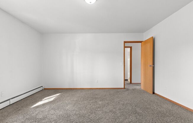 2 beds, 1 bath, 800 sqft, $1,049.99, Unit 1145-05