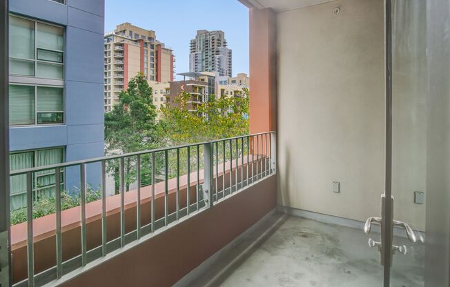 1 bed, 1 bath, $2,395, Unit #428