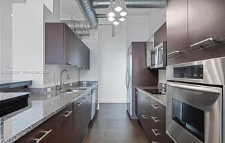 3029 NE 188th St cu-818, Aventura, FL 33180