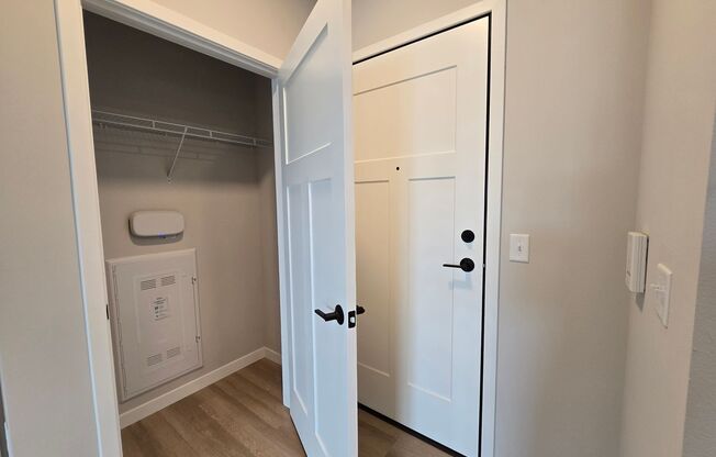 2 beds, 2 baths, 1,140 sqft, $2,110, Unit 8421-238