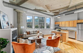 2107 GRAND BLVD