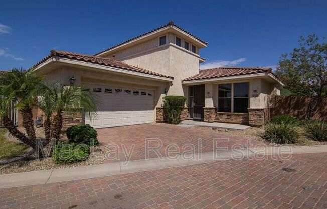 2290 N 135 DR