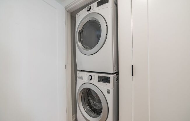 1725 N 25th St. - DPD 8510