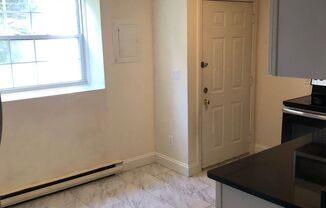 2 beds, 1 bath, 1,050 sqft, $2,500, Unit 1 WC- 01