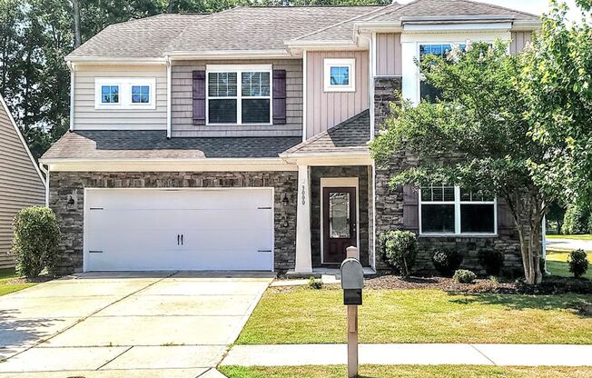 Great 5 bedroom 3.5 bath in the Lawson Community in Waxhaw!