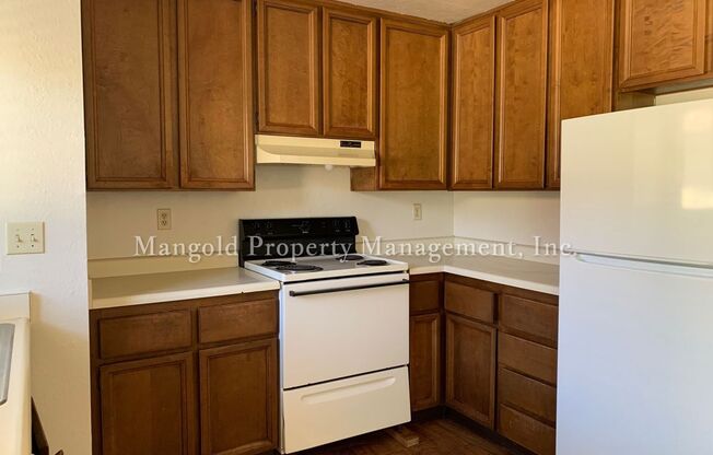 2 beds, 1 bath, 720 sqft, $2,150, Unit 2179F