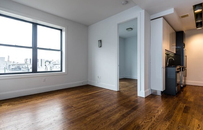 16 25 PUTNAM AVE