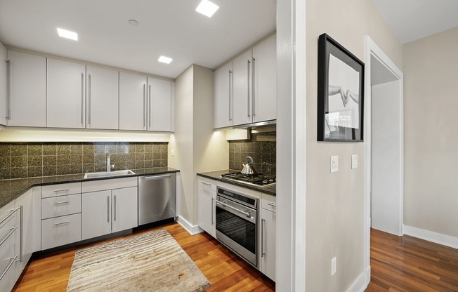 2 beds, 2.5 baths, 1,564 sqft, $9,500, Unit 18G