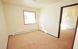 1 bed, 1 bath, 550 sqft, $495, Unit 9