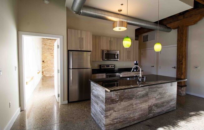 2 beds, 2 baths, 1,164 sqft, $2,250, Unit 111