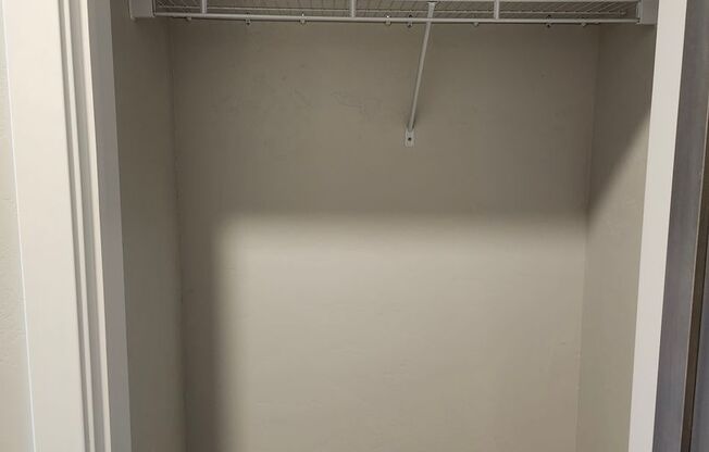 2 beds, 1 bath, 966 sqft, $1,500, Unit 201