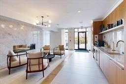 1 bed, 1 bath, 716 sqft, $3,600, Unit 720