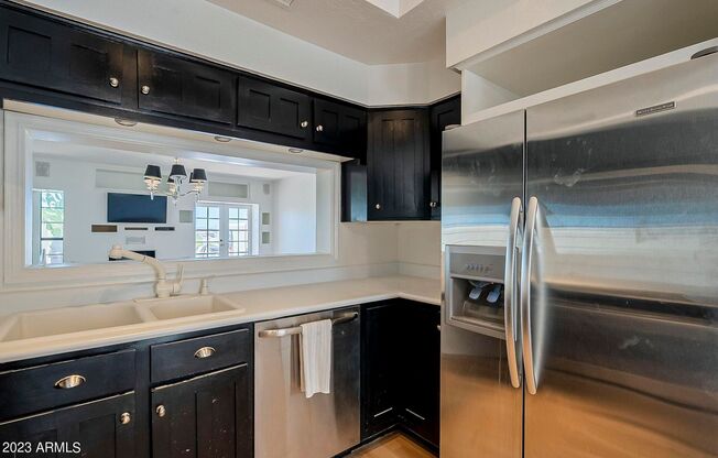 2921 E. Keim Dr Phoenix, AZ 85016