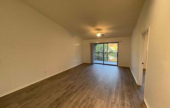 ANNUAL RENTAL - OASIS- 2 BED 2 BATH 2ND FLOOR
