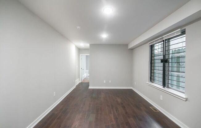 1830 N Bouvier