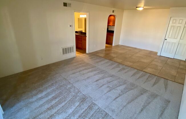 Upgraded Condo near Oldtown