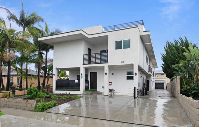 608 HL ST