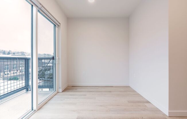 Studio, 1 bath, 284 sqft, $1,182.18, Unit 624