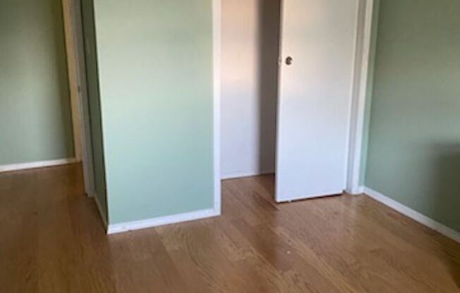 1 bed, 1 bath, $850, Unit 401B