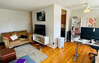 1 bed, 1 bath, 600 sqft, $1,695