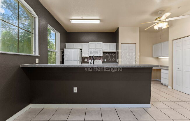 5039 SUNRIDGE PALMS DR