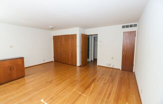 Studio, 1 bath, $2,000, Unit 785 Roble Avenue #2