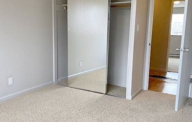 2 beds, 1 bath, 856 sqft, $1,775, Unit 305
