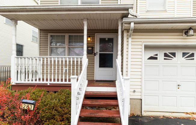 283 MUHAMMAD ALI AVE