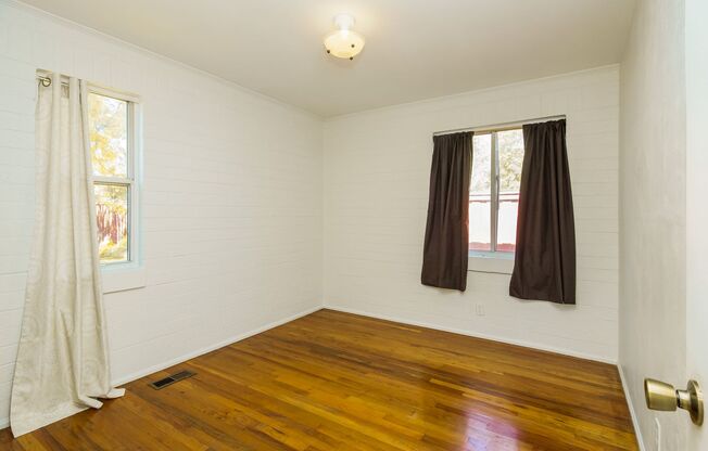 3 Bedroom/1.5 Bathroom Salt Lake City
