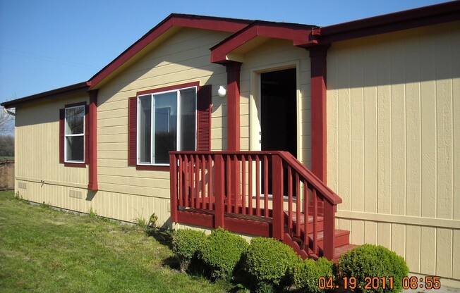 4 beds, 2 baths, 1,568 sqft, $2,295, Unit 33144-10