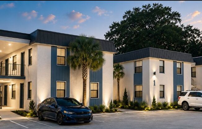 2 beds, 1 bath, 943 sqft, $1,210, Unit 15