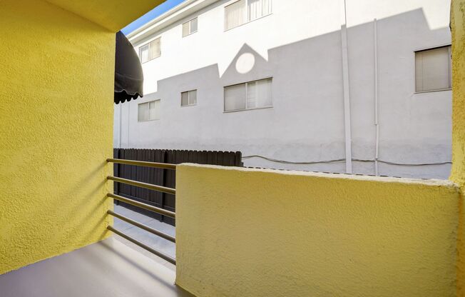 2 beds, 2 baths, 1,000 sqft, $2,698, Unit 150