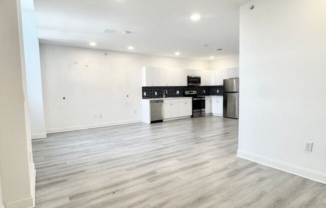 1 bed, 1 bath, 620 sqft, $1,250, Unit 309