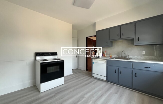 2 LABAN PRATT RD