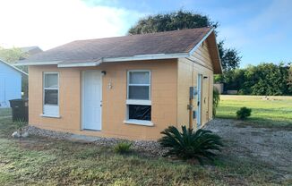 1 bed, 1 bath, 500 sqft, $650, Unit Admiral4