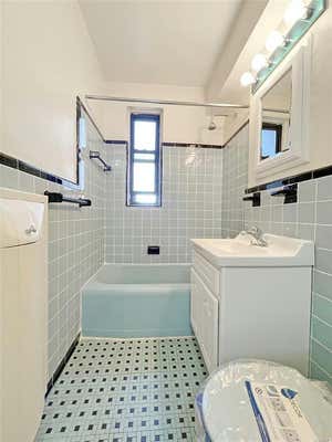 Studio, 1 bath, 514 sqft, $2,595, Unit 4A