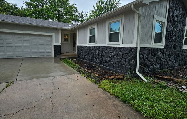 3 Bedroom 2 Bath  Home in Bel Aire - Finished Basement & 2 Car Garage