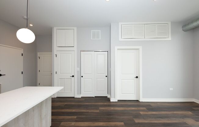 2 beds, 2 baths, 770 sqft, $3,245, Unit 305