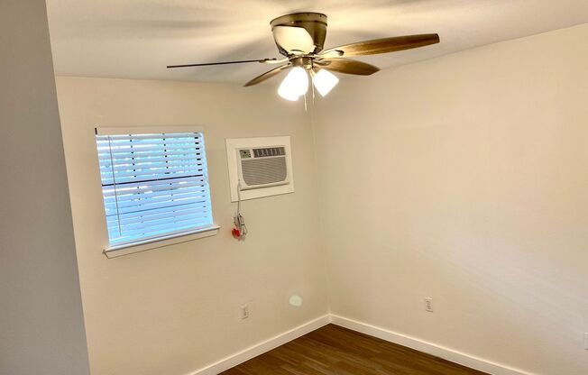 4 beds, 2 baths, 1,350 sqft, $3,100, Unit B