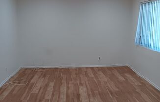 Studio, 1 bath, $1,600, Unit 29