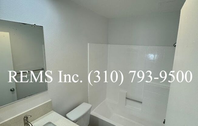 2 beds, 2 baths, 819 sqft, $2,275, Unit 04