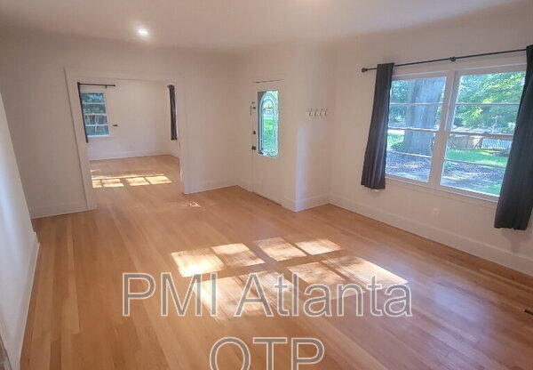 1952 WELLBOURNE DR NE