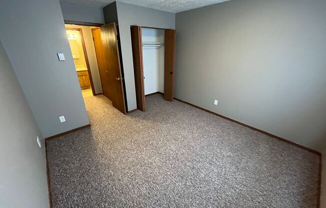 Storm Lake 24-Unit (Northpark Apartments)