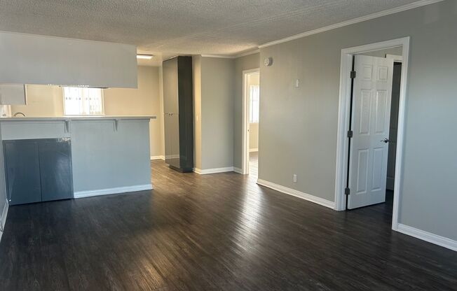 2 beds, 1.5 baths, 866 sqft, $2,695, Unit 801F7